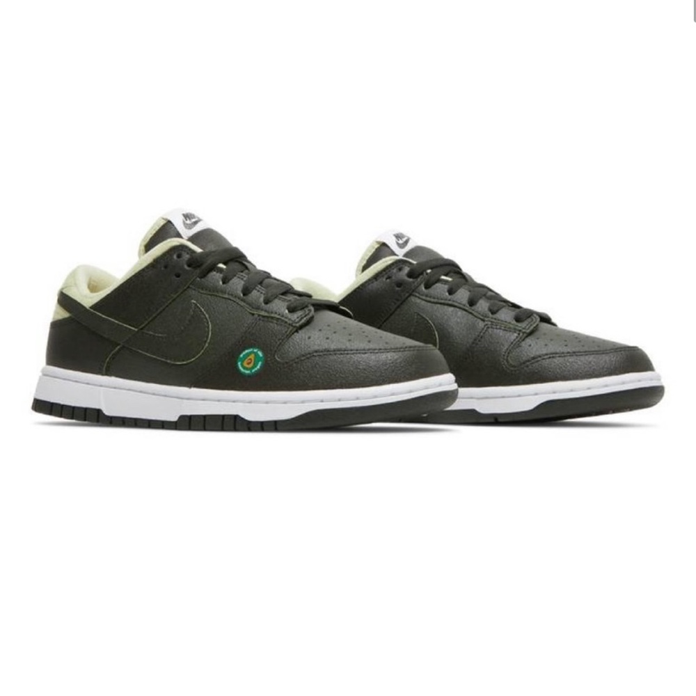 Nike Dunk Low "Avocado"